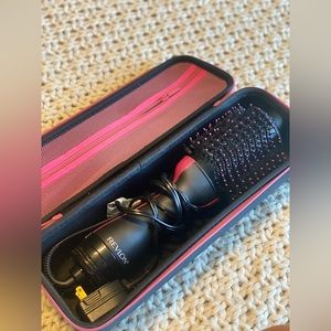 Revlon round brush dryer